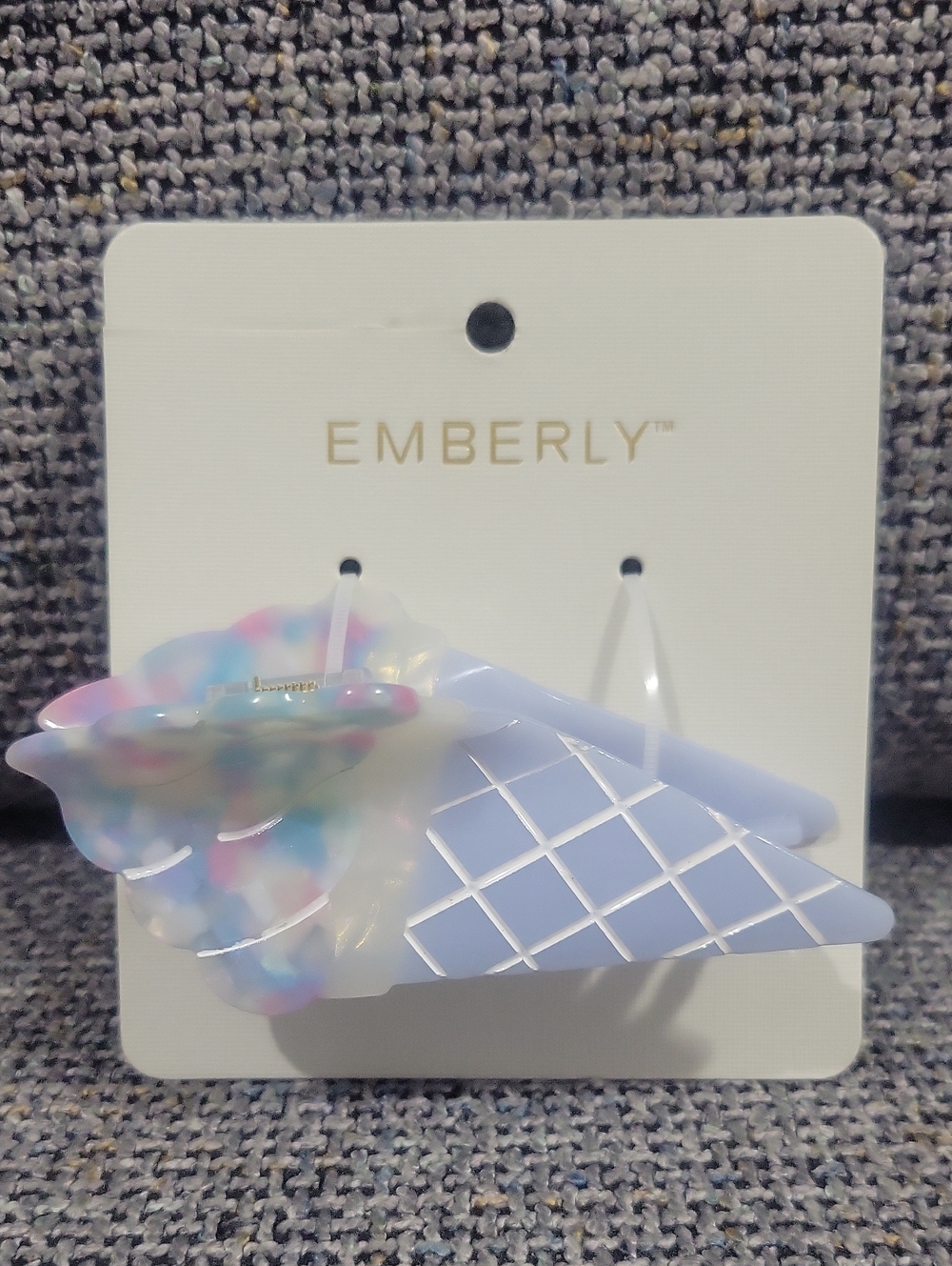 EMBERLY Acrylic Hair Claw Clip (Pick One) - Picture 12 of 16